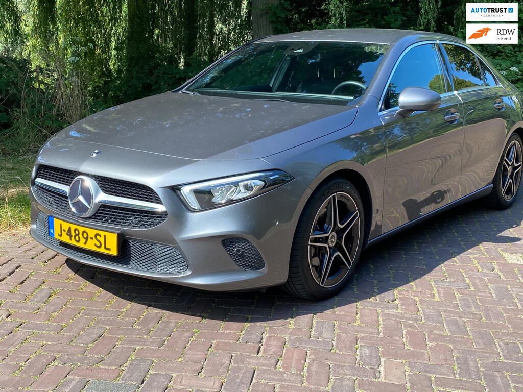 Mercedes-Benz A-klasse 200 Business Solution b.j.8-2019 58000 km ,18"AMG LM,2 Eig ,Led, half/leer,Navi