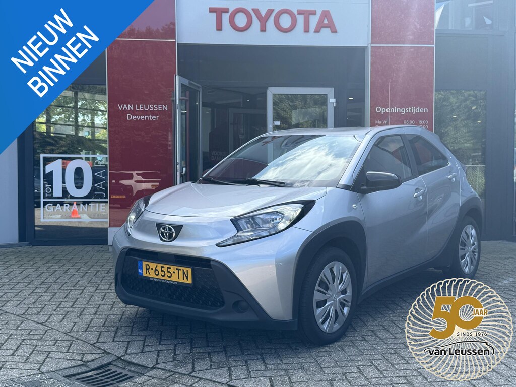 Toyota Aygo X 1.0 VVT-i S-CVT Play AUTOMAAT NL-AUTO