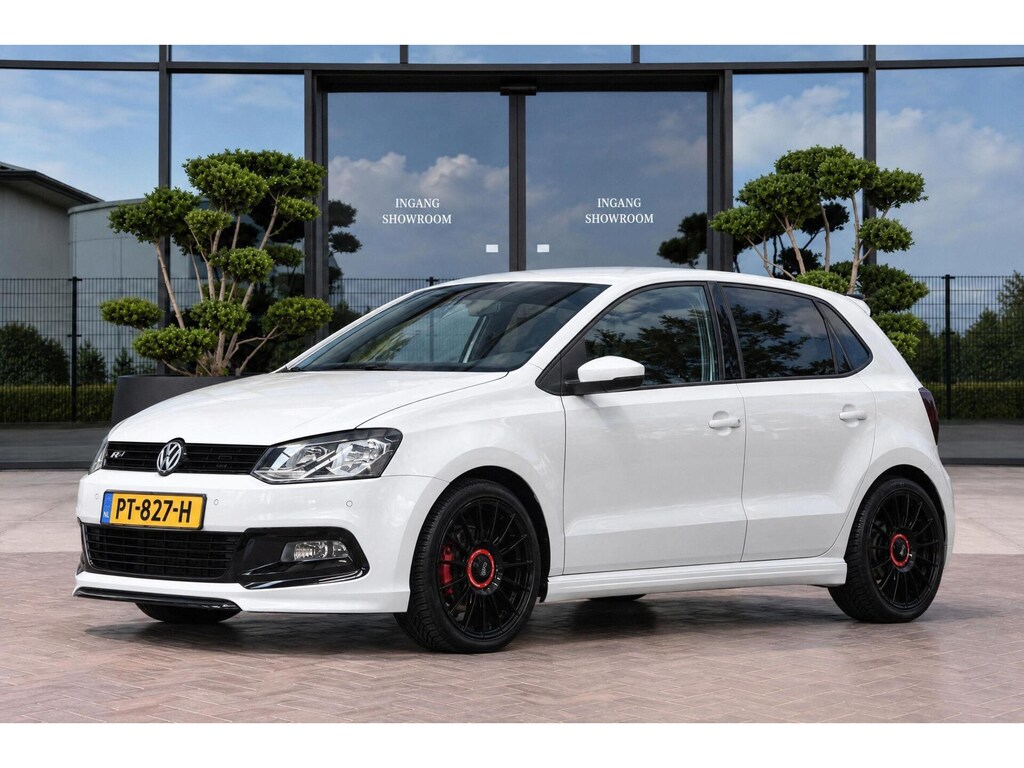 Volkswagen Polo 1.2 TSI R-Line PDC | CAMERA | NETTE STAAT