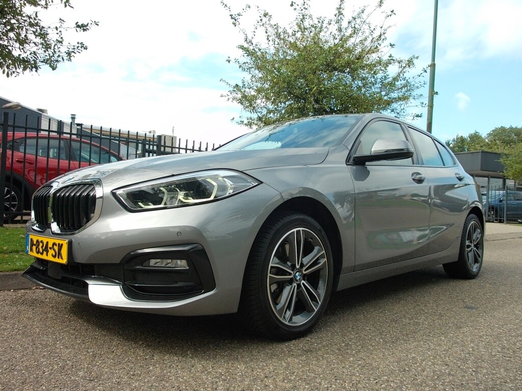 BMW 1-Serie (F40) 118i 136pk Aut Business Edition Plus