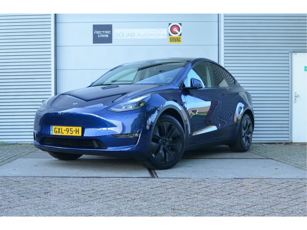 Tesla Model Y Long Range AWD 75 kWh Trekhaak (1.600kg), AutoPilot4.0 (FSD 99,- p/mnd)