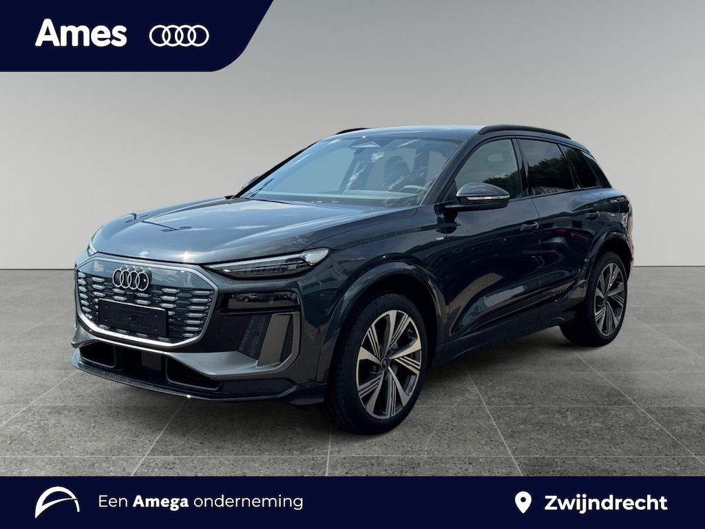 Audi Q6 e-tron S edition 83 kWh 252pk Stoelverwarming voor en achter | Park assist plus | Adaptive cruise control