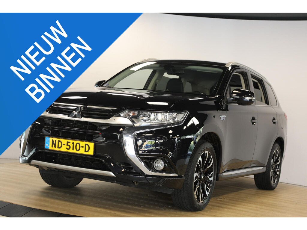 Mitsubishi Outlander 2.0 PHEV Executive Edition | Trekhaak | Camera