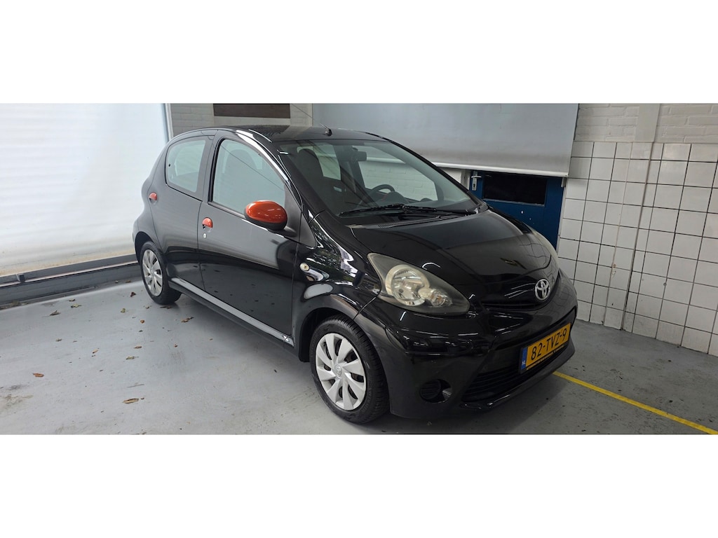 Toyota Aygo 1.0 VVT-i Comfort Orange
