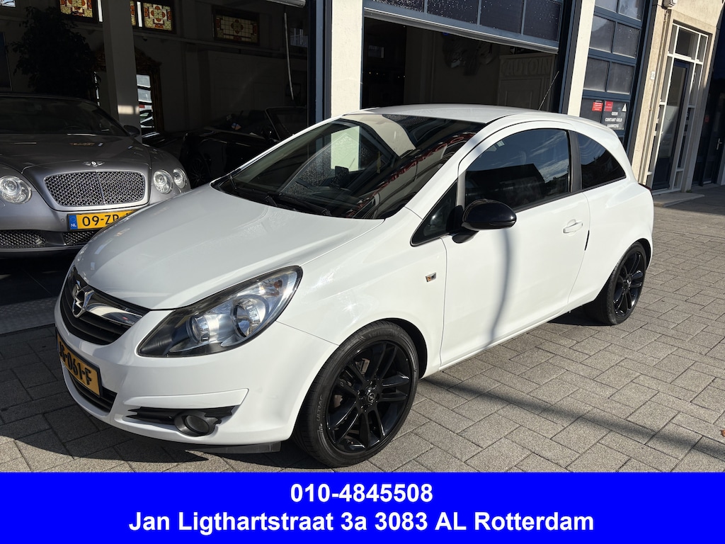 Opel Corsa 1.4-16V AIRCO/LM VELGEN/NETTE STAAT!