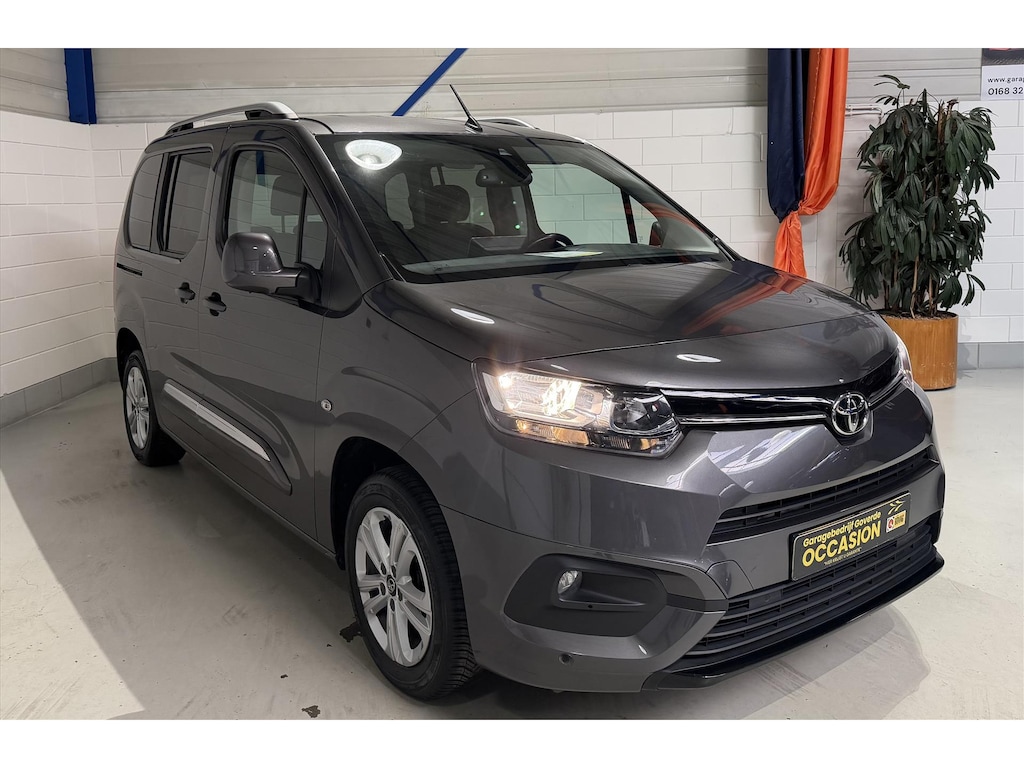 Toyota PROACE CITY Verso 1.2T, Camera, Cruise, Cool edition