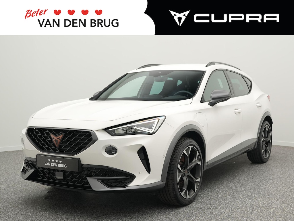 CUPRA Formentor 1.4 e-Hybrid 245pk VZ | Dynamic chassis | Adaptieve cruise | Stoel- & stuurverwarming | Achteruitrijcamera |