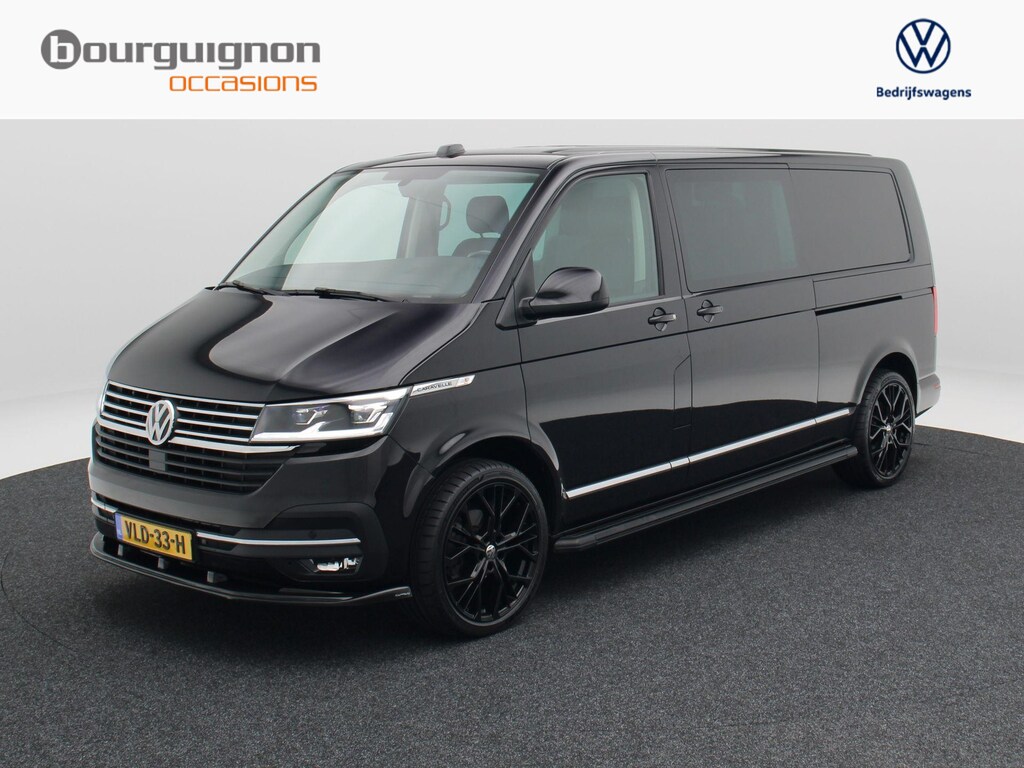 Volkswagen Transporter 2.0 TDi L2H1 32 DC 150 Pk Automaat Caravelle | Trekhaak | Carplay | Schuifdeuren L+R Elektrisch | Virtual Cockpit | Volledig Leder | 20 Inch