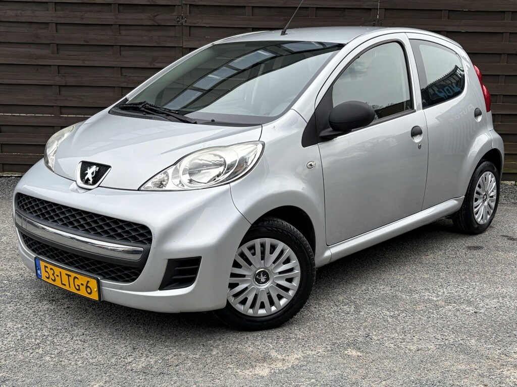 Peugeot 107 1.0-12V XR 5DRS / Nieuwe koppeling!