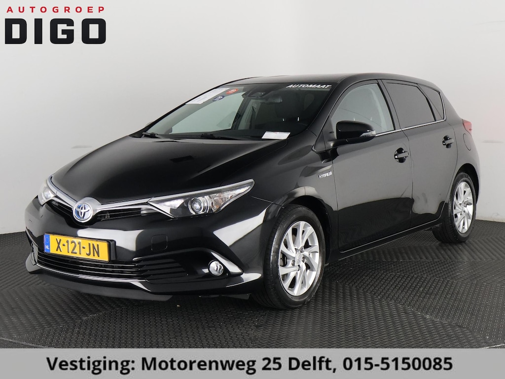 Toyota Auris 1.8 HYBRIDE EXECUTIVE AUTOMAAT GARANTIE 2029! CAMERA.STOELVERWARMING . NAVIGATIE . CRUISE CONTROL .
