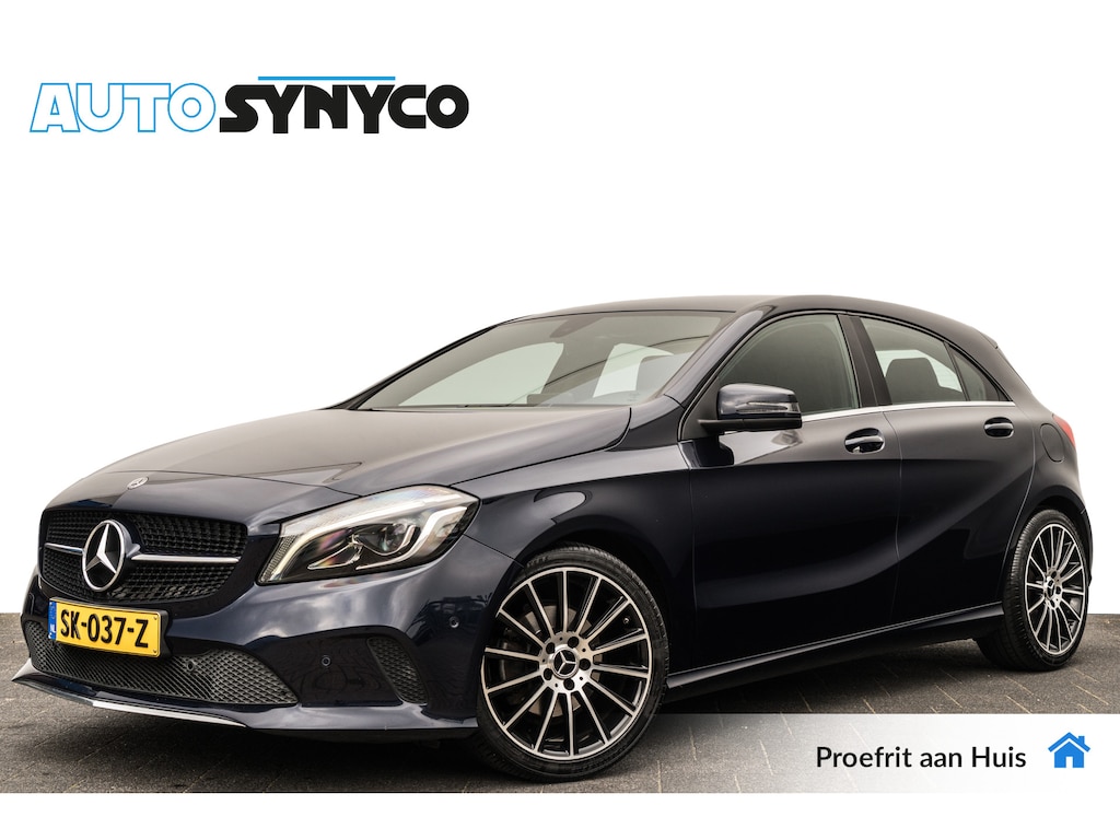Mercedes-Benz A-klasse 180 Bus. Sol. | LED | Camera | Stoelverwarming | Navigatie | PDC