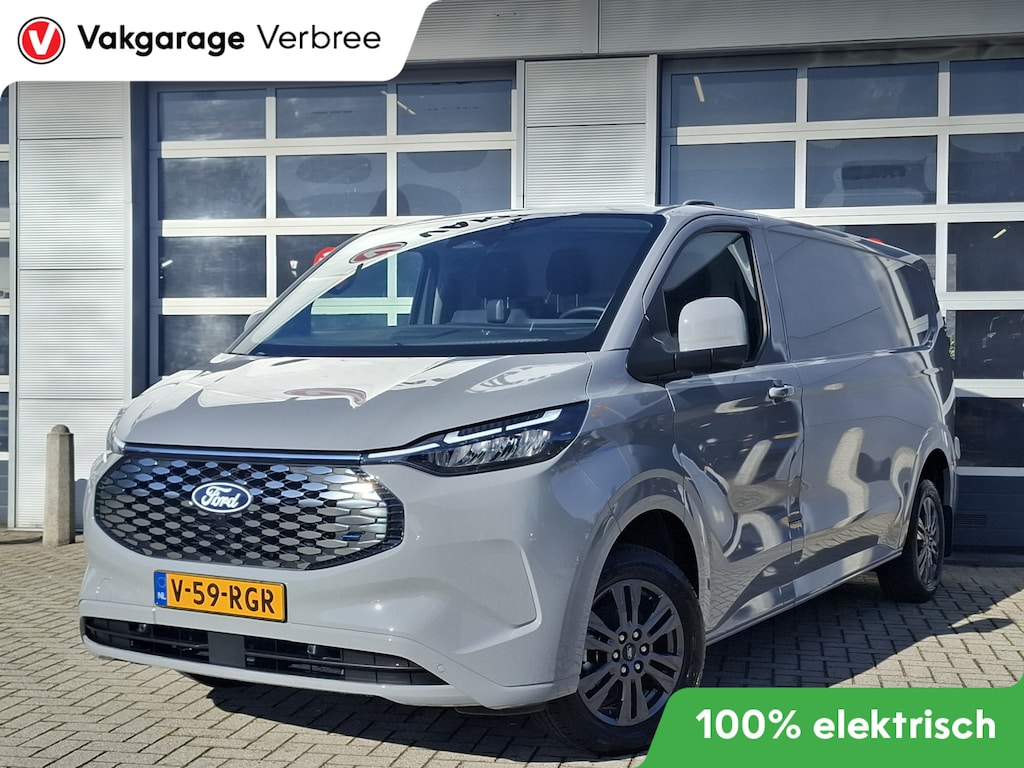 Ford E-Transit Cust. 340 L2H1 Limited 71 kWh | Navigatie/Android/Apple Carplay | LM Velgen 17" | Verwarmde Voorstoelen/Stuur/Voorruit | PDC Voor en Achter + Achteruitrijcamera | Cruise Control | Airco |