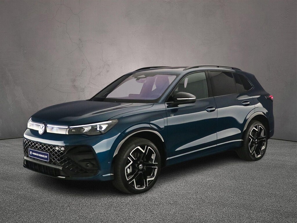 Volkswagen Tiguan 1.5 eHybrid R-Line Edition 272pk DSG Automaat, Trekhaak, Panoramadak, Lederen bekleding, Harman Kardon, 360 camera, Adaptive cruise control, Dodehoeksensoren, Matrix LED koplampen, App-connect, Navigatie, Elektrische achterklep
