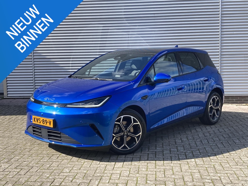 BYD Dolphin G 1.5L DM-i Comfort | Plug in | Panorama Dak | 360 camera | 18" lichtmetaal | Head Up | 1040 KM rijbereik - wv 105 KM EV