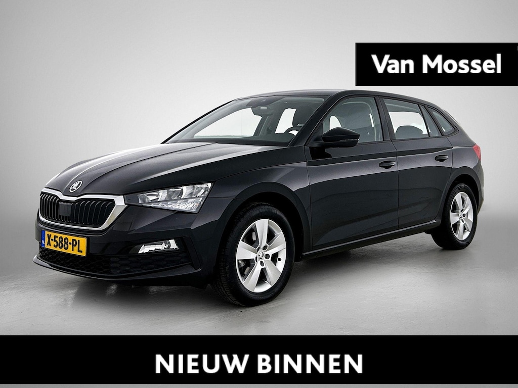 Skoda Scala 1.0 TSI Ambition Metallic lak | Licht metalen velgen
