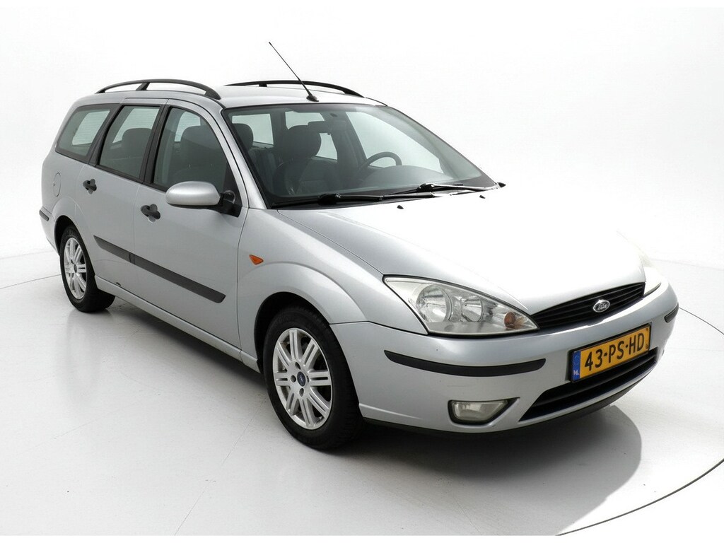 Ford Focus Wagon 1.6-16V Futura Automaat-Clima-Leder