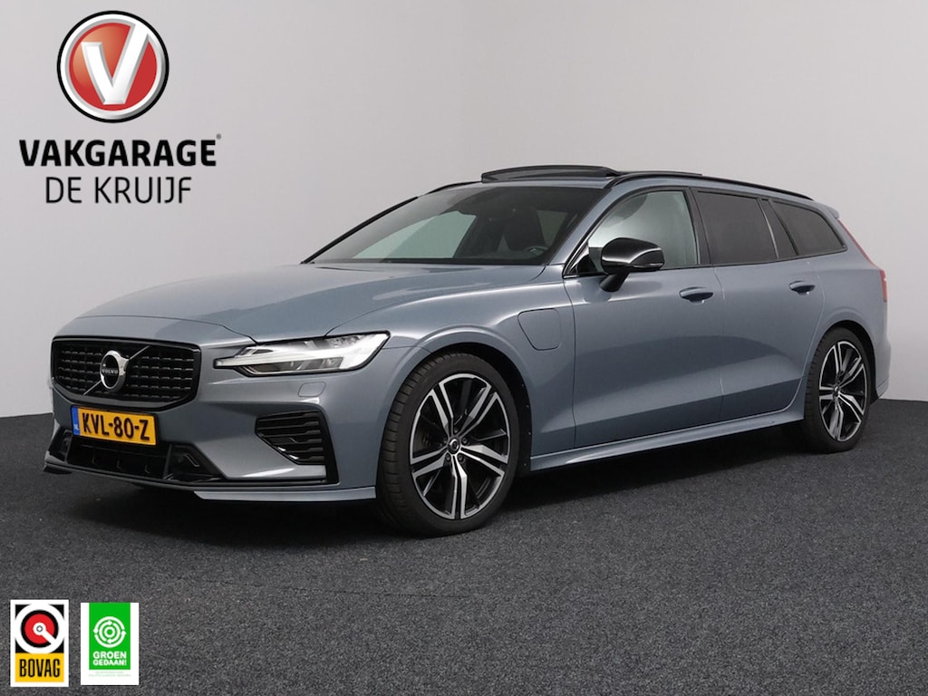 Volvo V60 2.0 T6 Plug-in hybrid AWD R-Design | SoH 95,7% | Long Range | Panoramadak | Trekhaak | H&K | Camera!