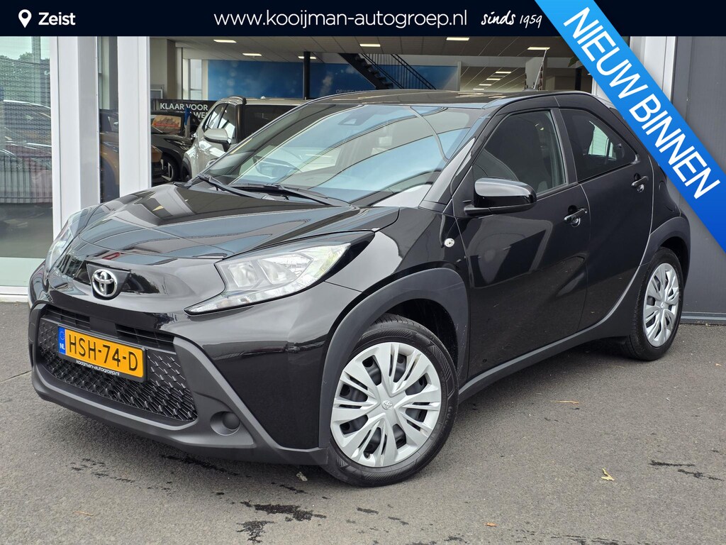 Toyota Aygo X 1.0 VVT-i MT Play | Lane assist | Achteruitrijcamera | Apple Carplay/Android Auto | Airco