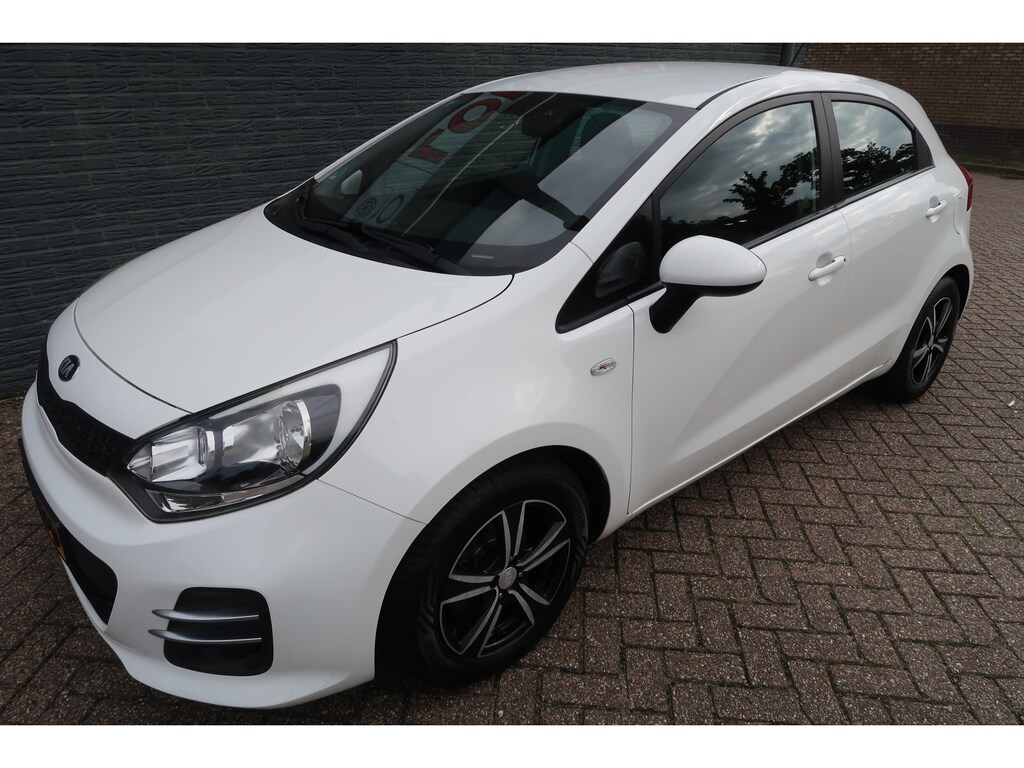 Kia Rio 1.2 CVVT ComfortLine Nieuwe banden en remmen