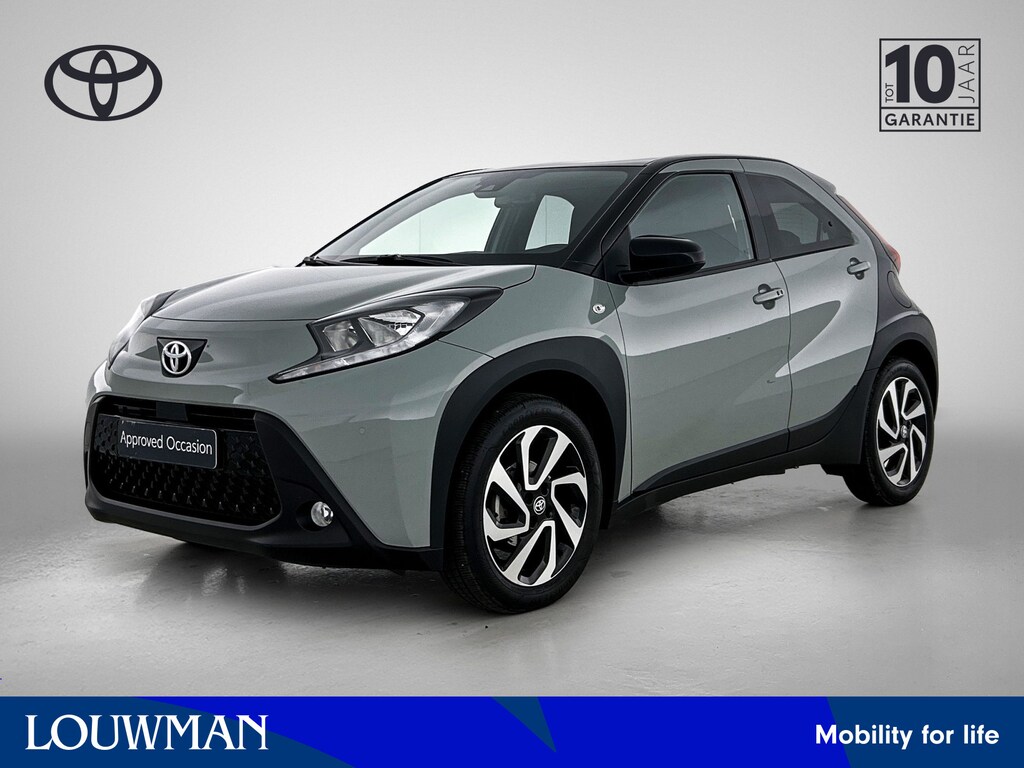 Toyota Aygo X 1.0 VVT-i S-CVT Pulse + | BTW Voertuig | Parkeersensoren voor+achter | Keyless Entry/Start | Climate Control | Cruise Control Adaptive | achteruitrijcamera | Apple CarPlay/Android Auto |