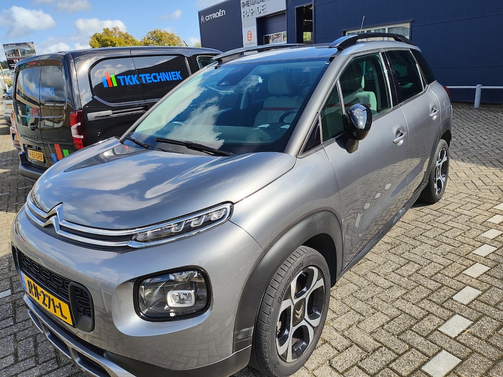 Citroën C3 Aircross 1.2 PureTech S&S Shine | Achterbank in delen neerklapbaar | Airco (automatisch) | Apple Carplay/Android Auto|telefoonintegratie premium