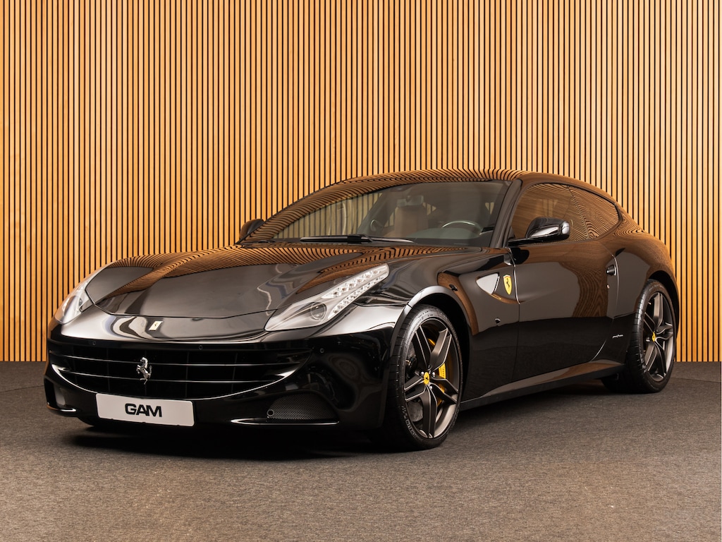 Ferrari FF 6.3 V12 CAPRISTO