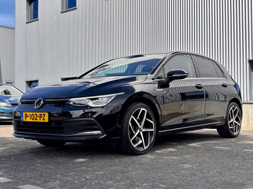 Volkswagen Golf 1.5 TSI R-Line Business|130PK | Stoel + Stuurverw | Adapt Cruise | LED
