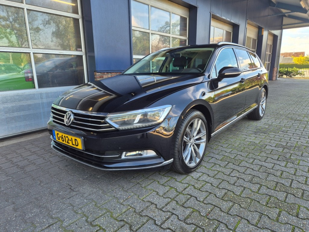 Volkswagen Passat 1.8 TSI HIGHLINE, Pano, Automaat, Leer, Stoelverwarming, Keyless, ALL In prijs!