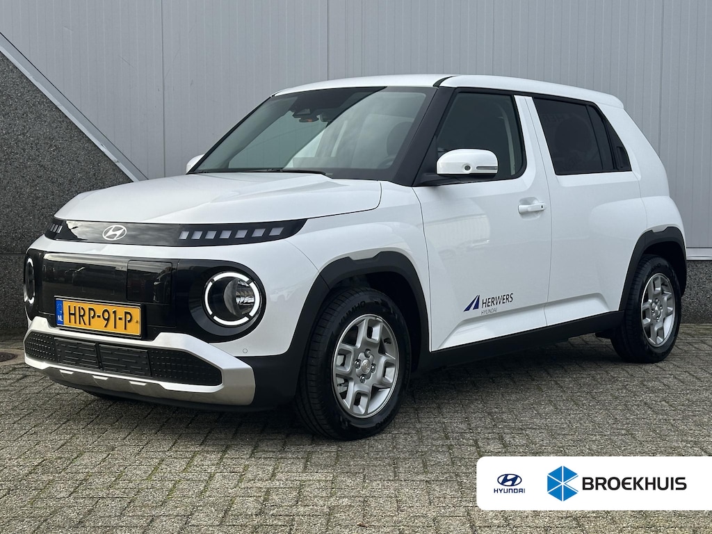 Hyundai Inster Pulse 49 kWh / Navigatie / Achteruitrijcamera / Adaptieve cruise control / verstelbare achterbanken /