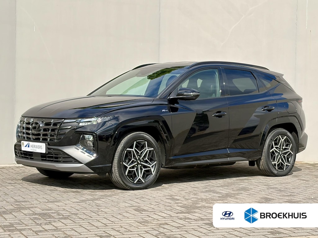 Hyundai Tucson 1.6 T-GDI PHEV N Line 4WD / SOH 100% / Fabrieksgarantie tot 05-2027 / Dealer onderhouden / Trekgewicht 1.350 kg / Stuur- Stoel & Achterbank verwarming / Rondomzicht camera / Apple Carplay/Android Auto / Elektrische achterklep / Stoelventilatie /