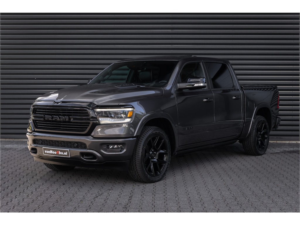 Dodge Ram 1500 5.7 V8 4x4 Crew Cab Laramie Pano - Harman Kardon - Trekhaak