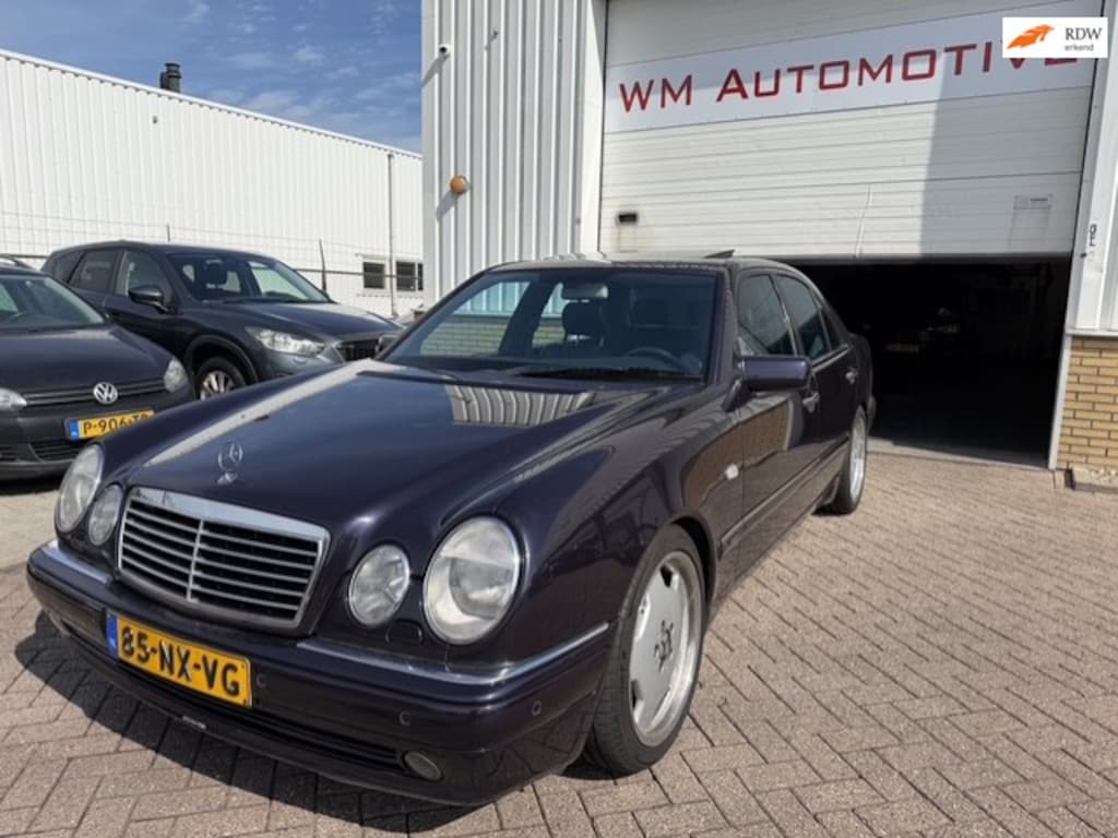 Mercedes-Benz E-klasse AMG 55 leder apk t/m 28-8-2027