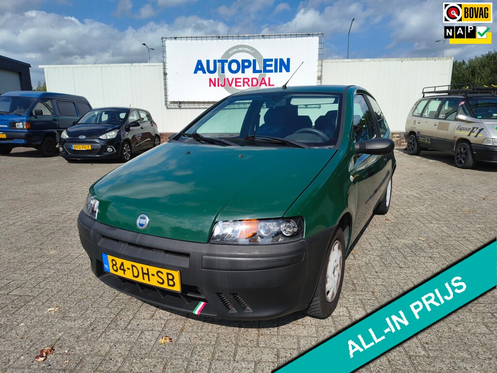 Fiat Punto 1.2 60 S nette boswachtersgroene Punto met een mooie km stand en nieuwe APK!