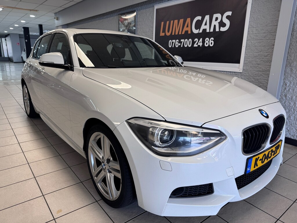 BMW 1-Serie 116i Executive | Nieuwe APK | Pano | Navi | PDC |