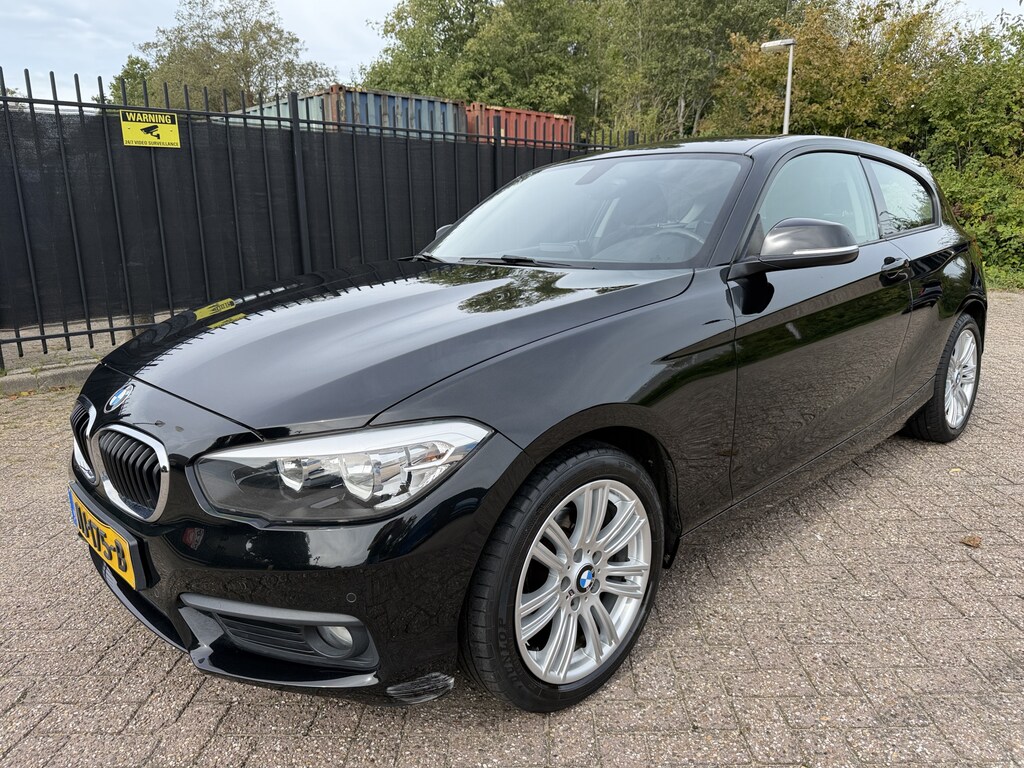 BMW 1-Serie 118i Autom/Tiptr Sportline Navi/Clima/Cruise/PDC/LMV