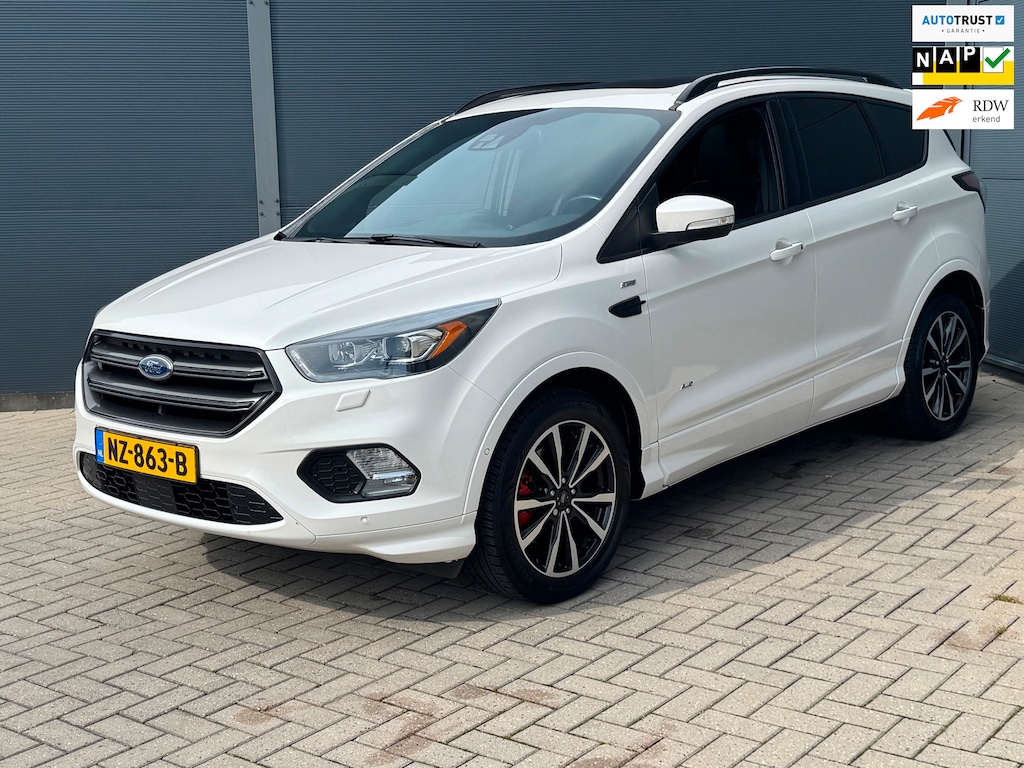 Ford Kuga 1.5 EcoBoost ST Line / Automaat / Pano / Bom Vol