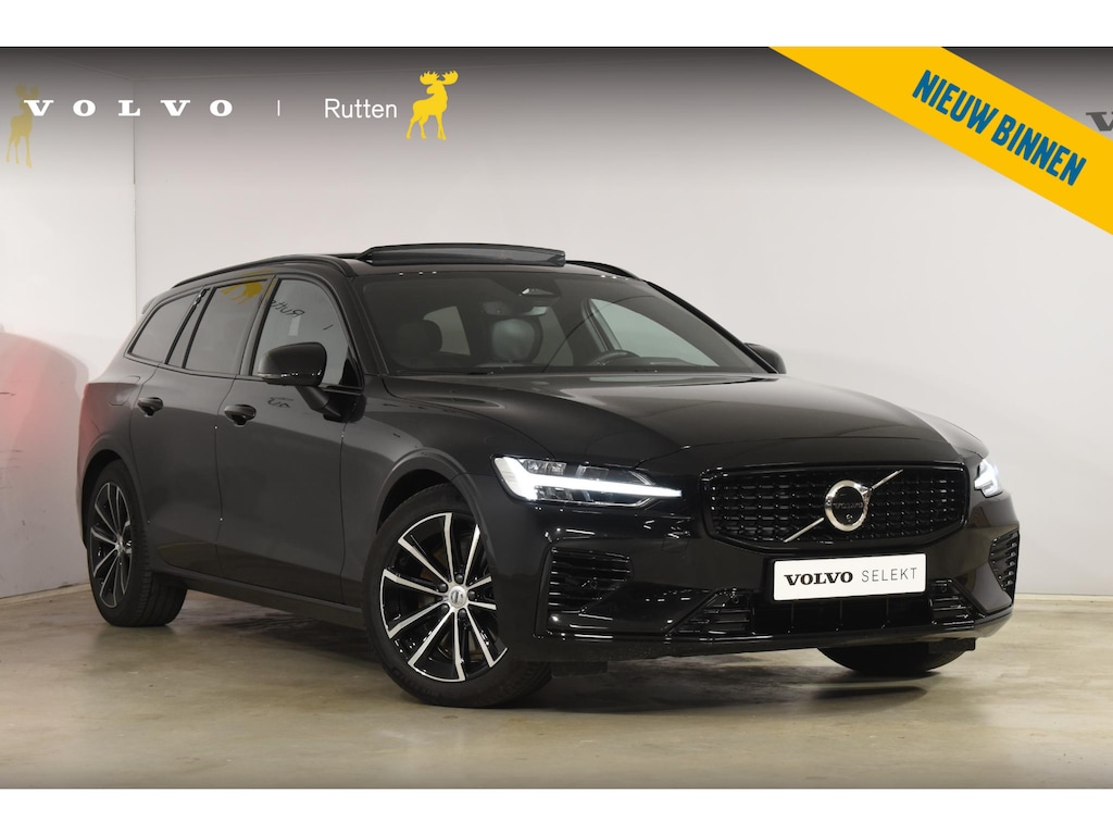 Volvo V60 T8 455PK Plug-in hybrid AWD Plus Dark / 360 Camera / Harman Kardon / Head-up display / Panorama schuifdak / Stoel- en stuurverwarming / Trekhaak / Elektrische stoelen met geheugen