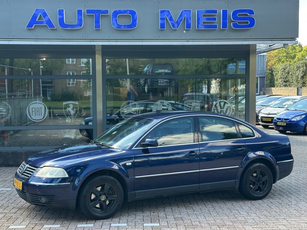 Volkswagen Passat 2.0-20V Arctic Airco Cruise Trekhaak NAP-Autopas Nieuw APK
