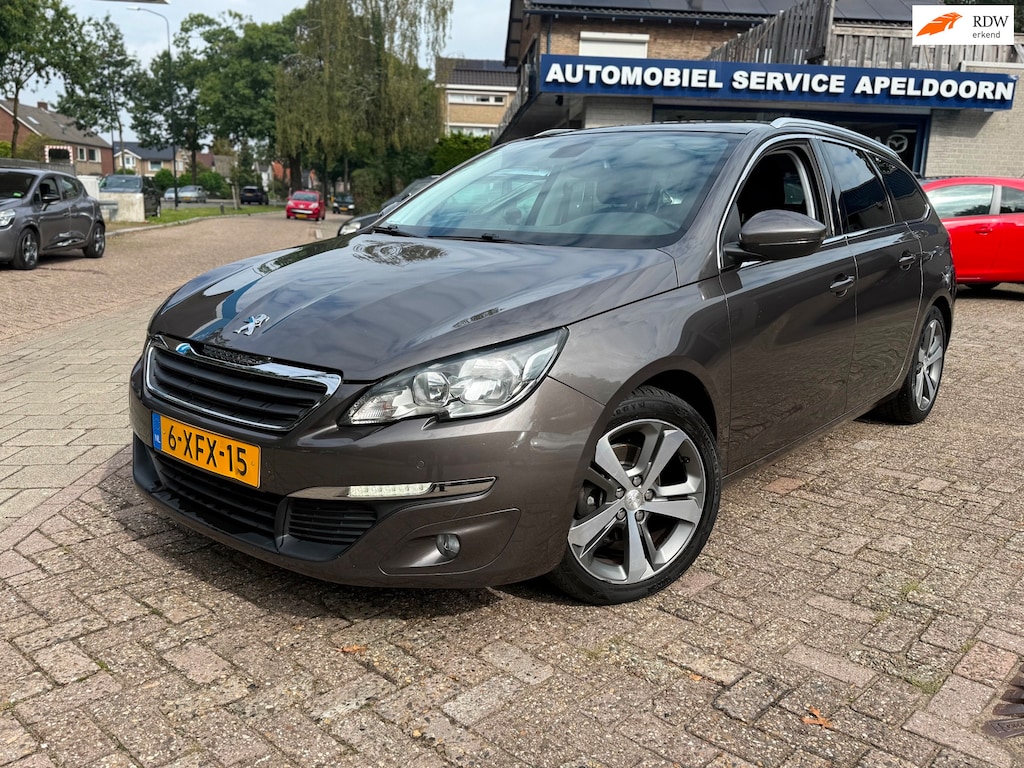 Peugeot 308 SW 1.2 PureTech Blue Lease Executive * NAP*CRUISE*A. CAMERA*DVD ACHTER*PANO*CLIMA*TREKHAAK *