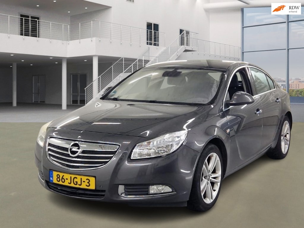 Opel Insignia 1.8 Cosmo NAVI PSENSOR CRUISE TREKHAAK 2 X SLEUTELS