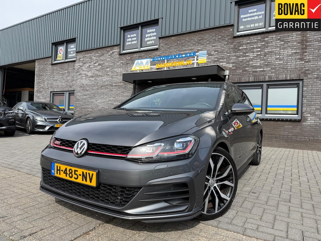 Volkswagen Golf 2.0 TSI GTI Performance | 3/6/12MND GARANTIE | PANO | LED | ACC | TREKHAAK | NAVI | STOELVERW. |