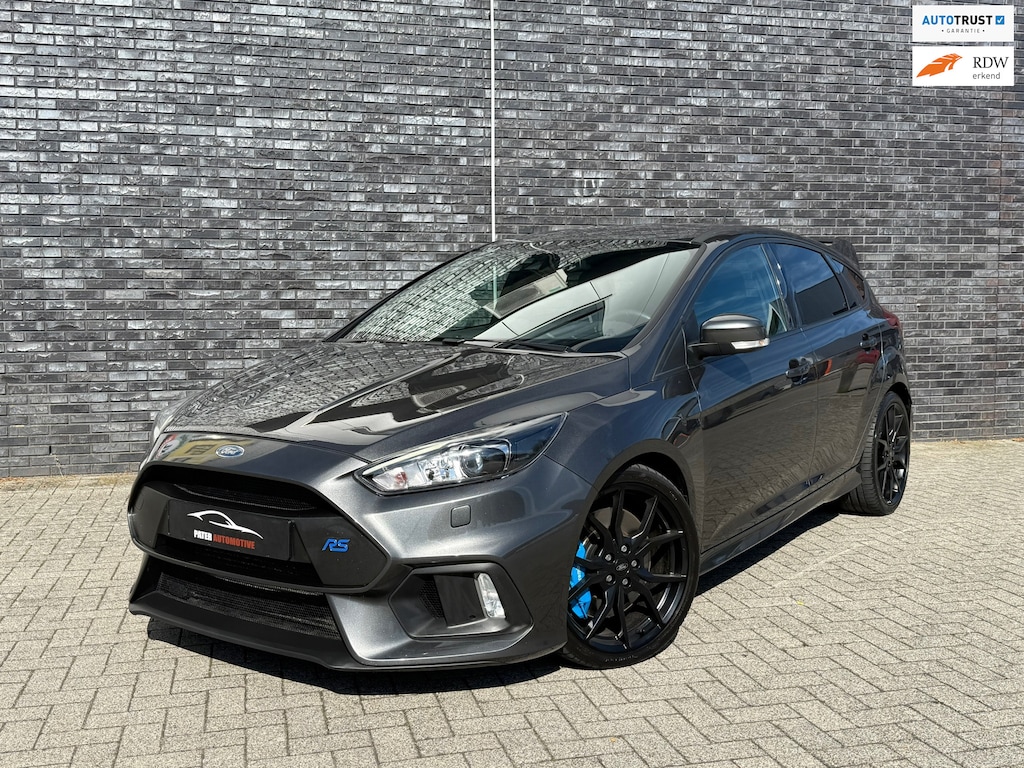 Ford Focus 2.3 RS 350pk|Schaalstoel|Camera|Carplay|Sony|Cruise|Brembo