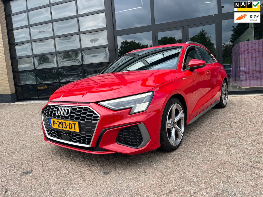 Audi A3 Sportback 30 TFSI S-LINE, 1 Eigenaar, Automaat