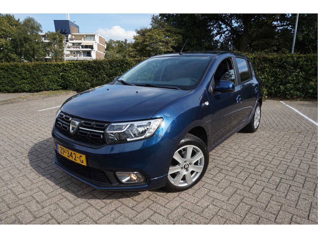 Dacia Sandero 1.0 SCe Laureate navi, camera.