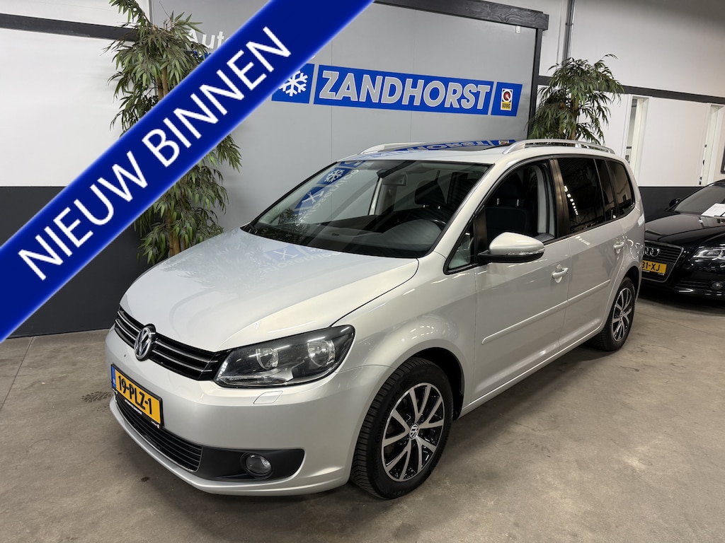 Volkswagen Touran 1.4 TSI Comfortline // Panodak // Autom.