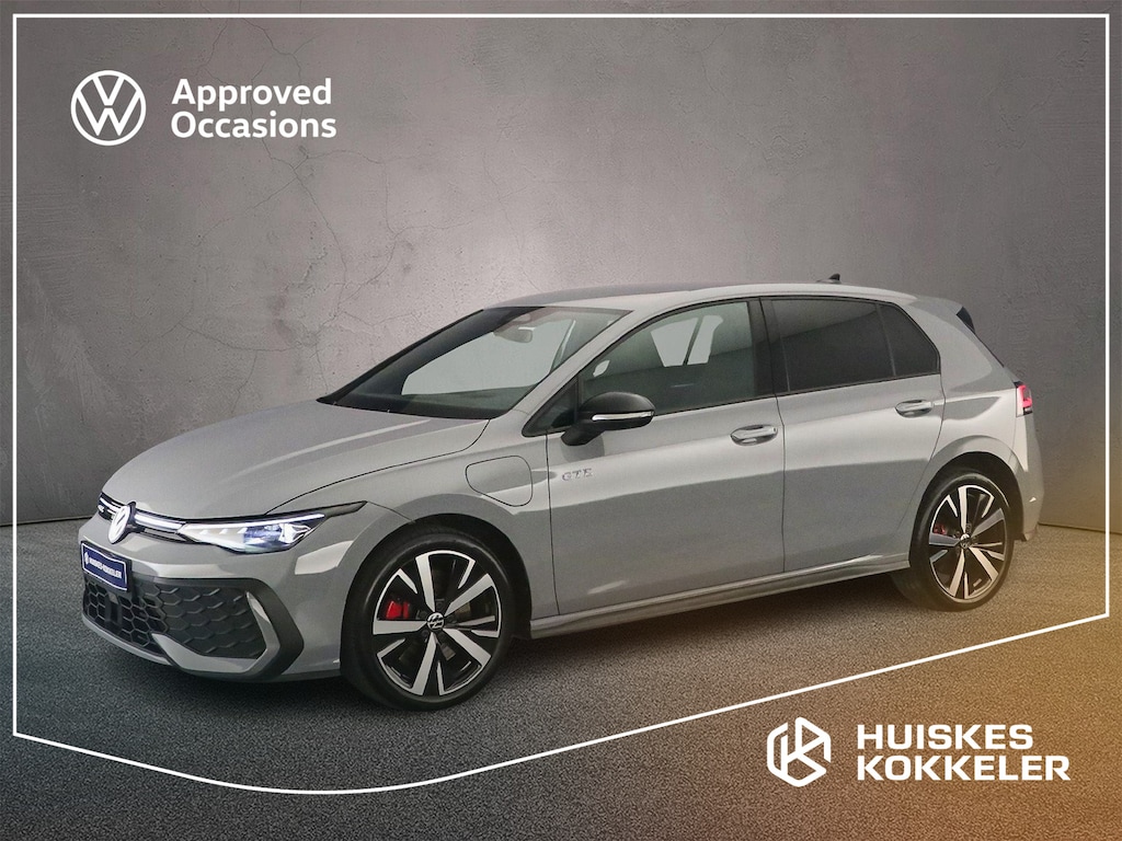 Volkswagen Golf 1.5 eHybrid GTE 272pk DSG Automaat, Adaptive cruise control, Stoelverwarming, Stuurverwarming, Head up display, 360 camera, Parkeersensoren, Dodehoeksensoren, Navigatie, App-connect, Matrix LED koplampen