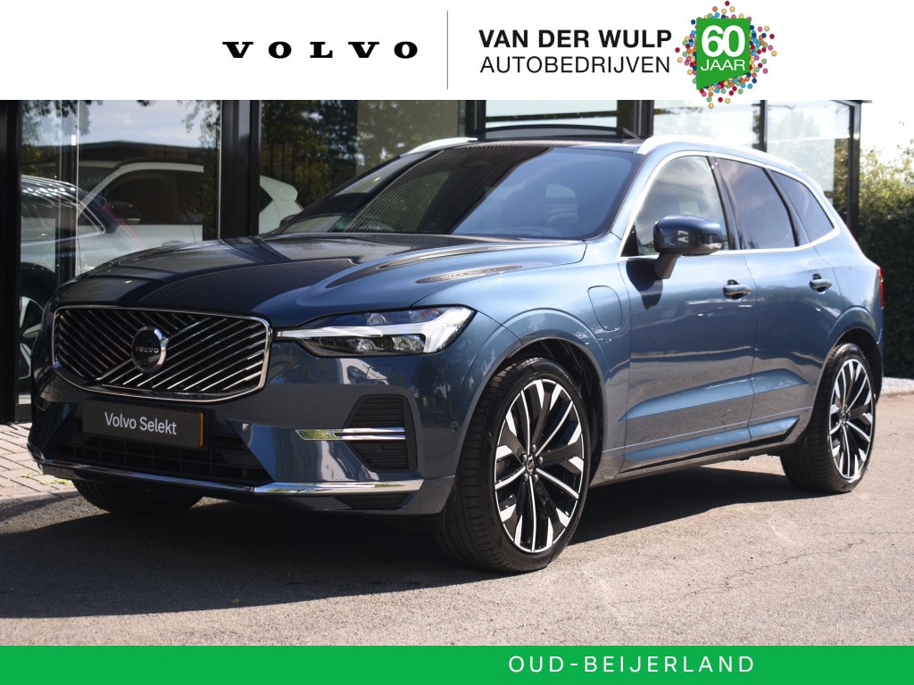 Volvo XC60 T8 406pk AWD Ultra Bright Executive Edition | Trekhaak | Getint Glas