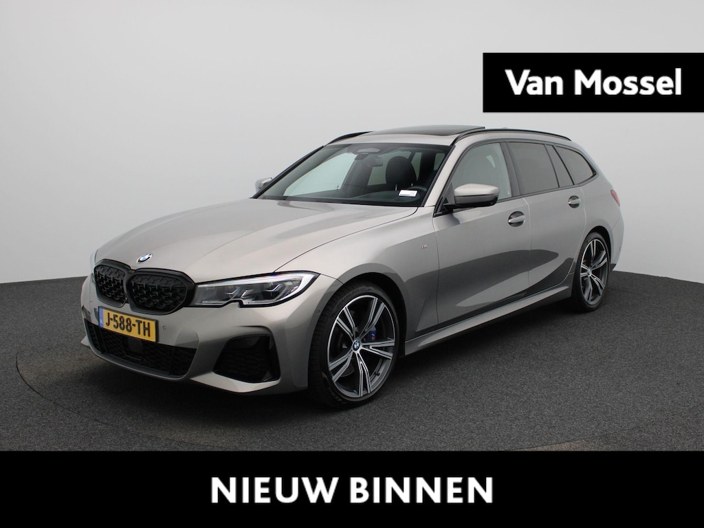 BMW 3-Serie Touring M340i xDrive High Executive | Apple Carplay / Android Auto | Panoramadak | Stuurverwarming | Stoelverwarming Voor en Achter | Harman Kardon | Head-up Display | Trekhaak |