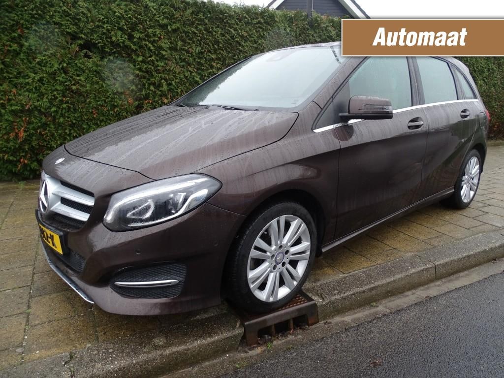 Mercedes-Benz B-klasse 250 AMBITION-Navi-Cruise-Leer-Trkh