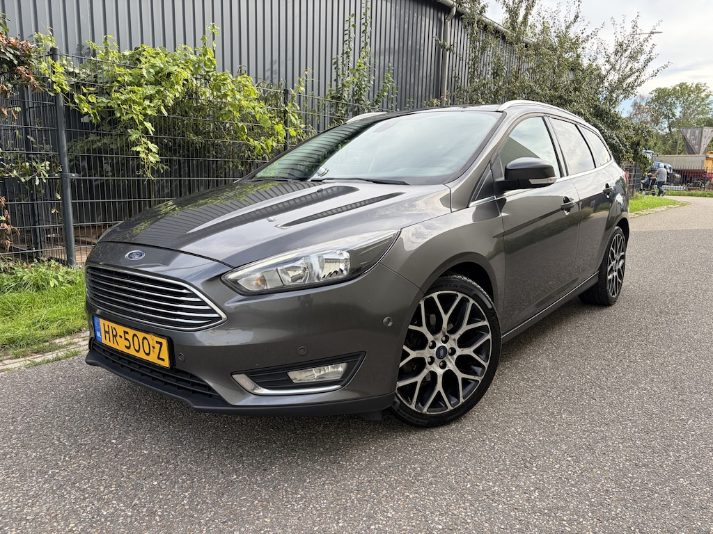 Ford Focus Wagon 1.0 Titanium Edition / NAVI / CRUISE / AIRCO ECC